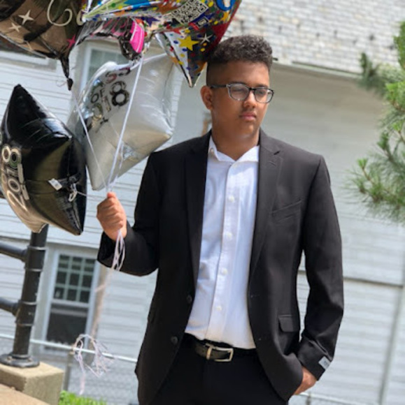 Meet your Posher, James - Picture 1 of 1